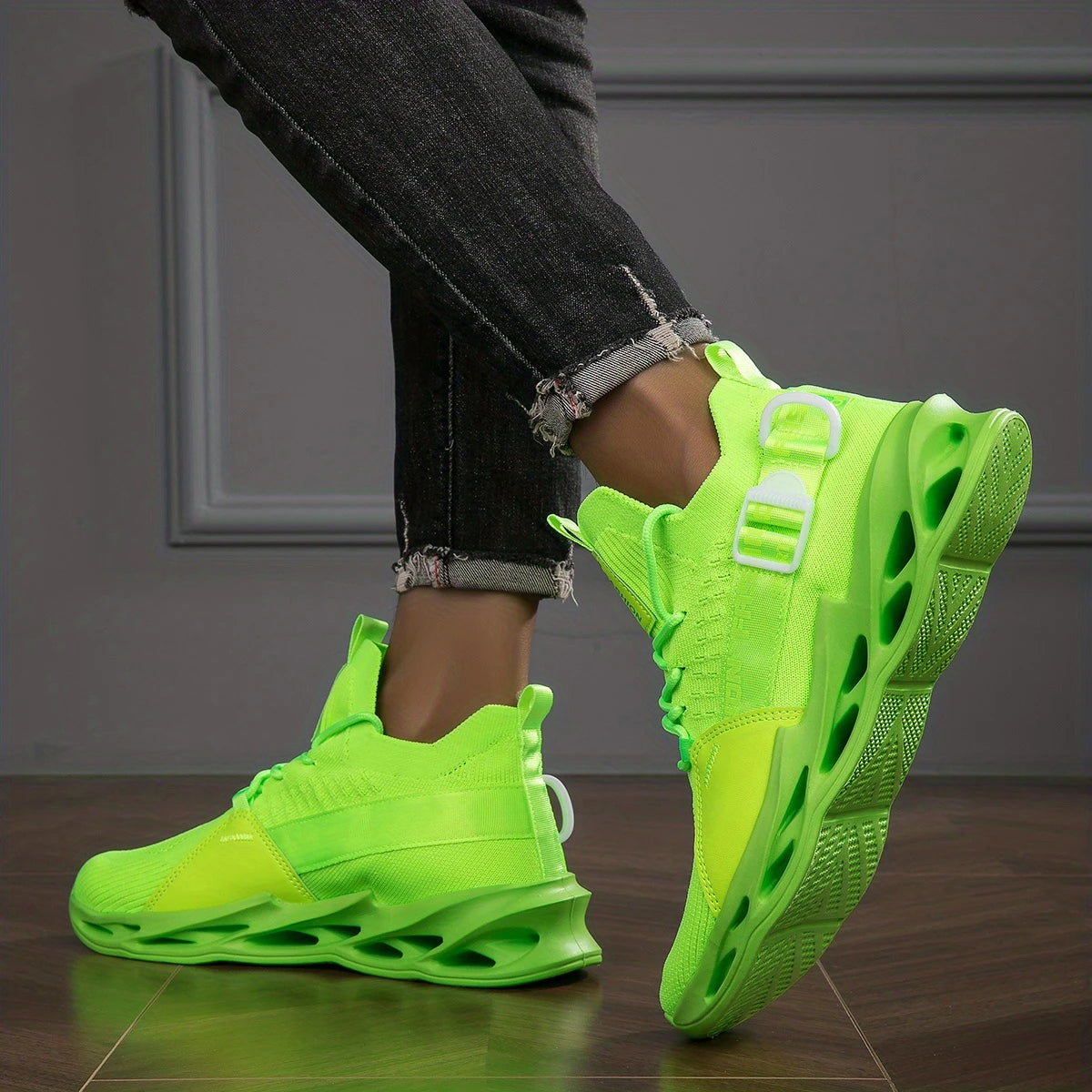 DURABLADE | BLADE STYLE SLIP-ON SNEAKERS