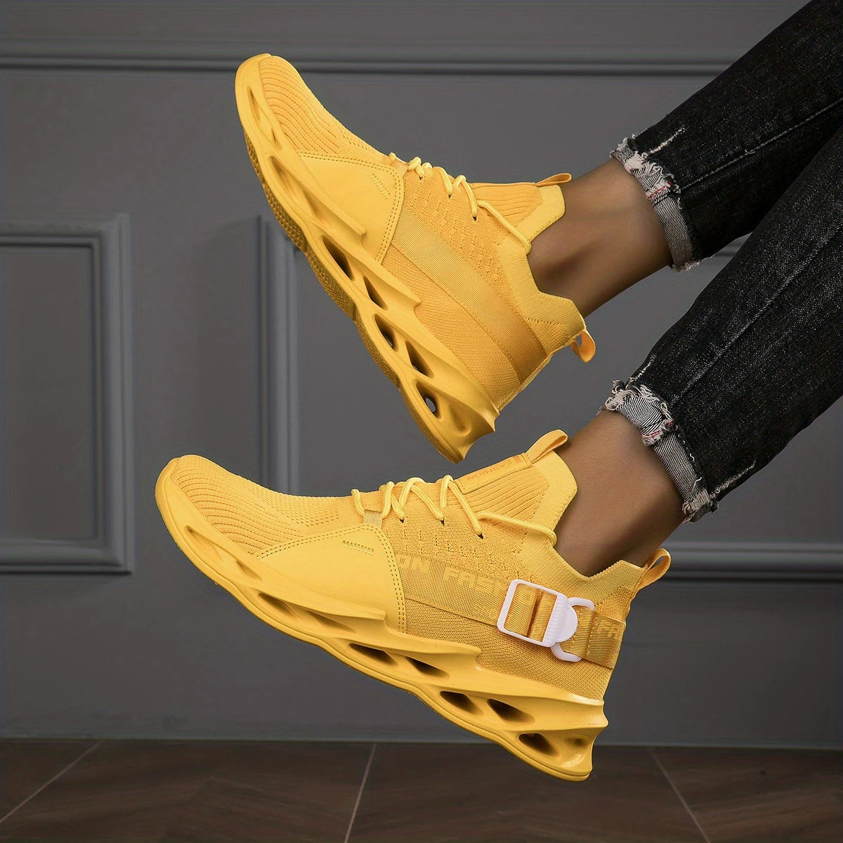 DURABLADE | BLADE STYLE SLIP-ON SNEAKERS