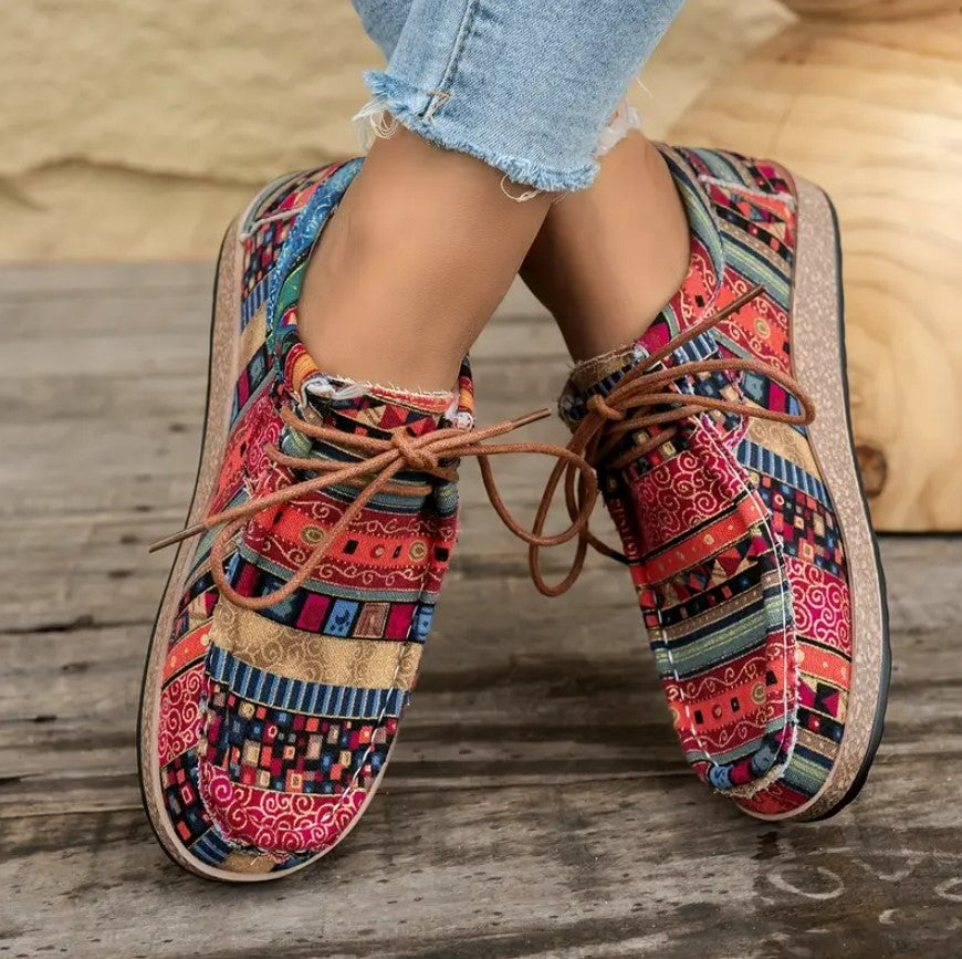 TRIBAL CHUNKY SNEAKERS- BOLD STYLE WITH ALL-DAY COMFORT