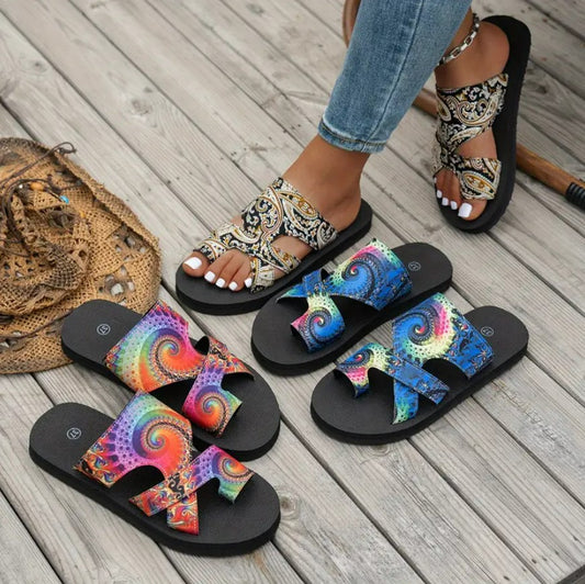 COLOURFUL SUMMER SANDALS