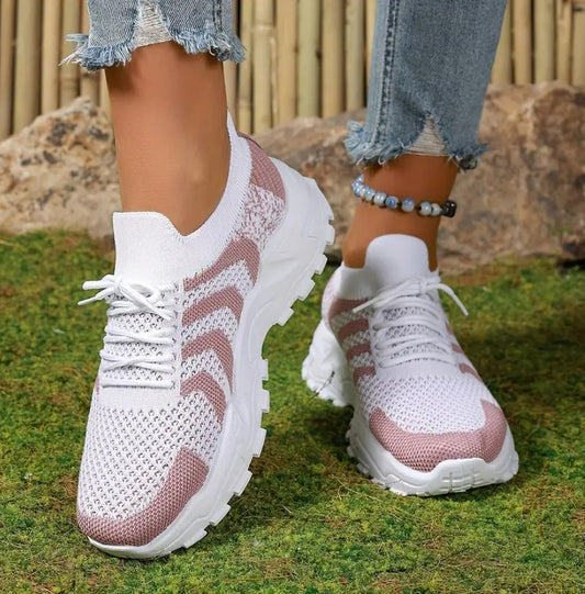 UMTATA- TRAIL SNEAKERS