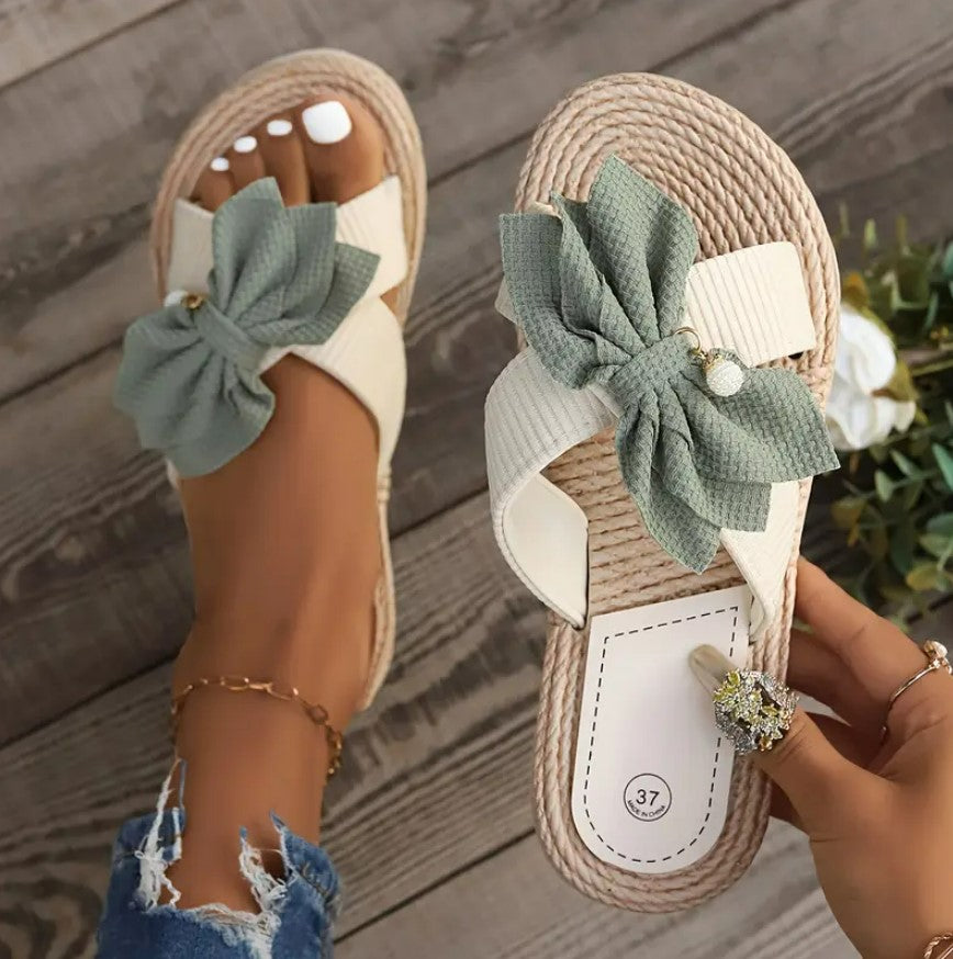 MAKENA- Breathable linen open-toe slides with bow