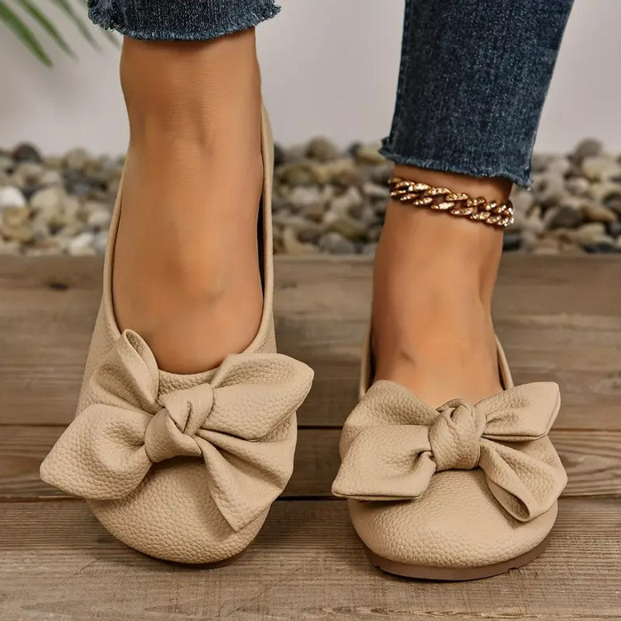 KEFILWE BALLET FLATS - CLASSIC ELEGANCE WITH A BOW DETAIL